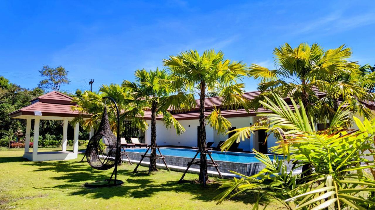 Isan Golf & Adventure Hotel Udon Thani Exterior foto