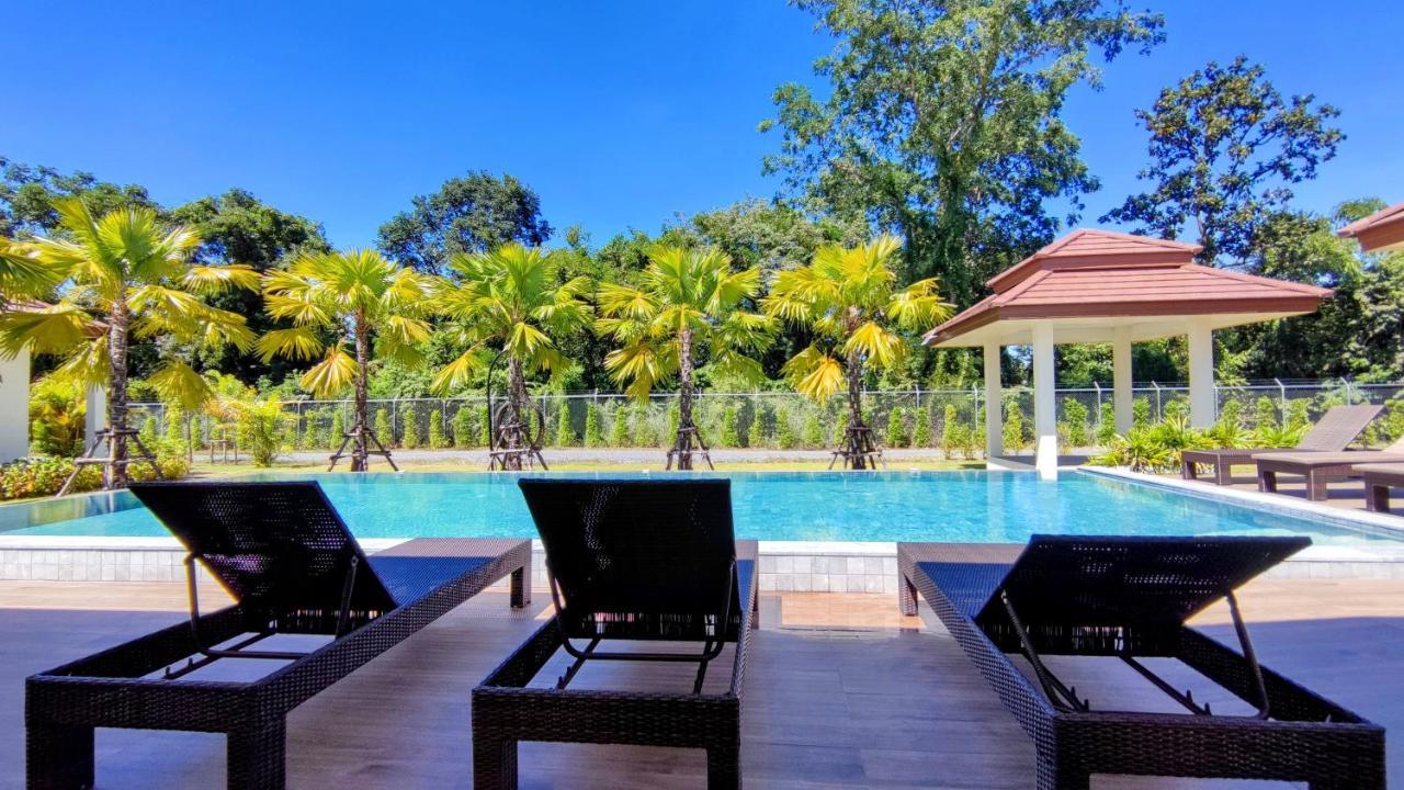 Isan Golf & Adventure Hotel Udon Thani Exterior foto